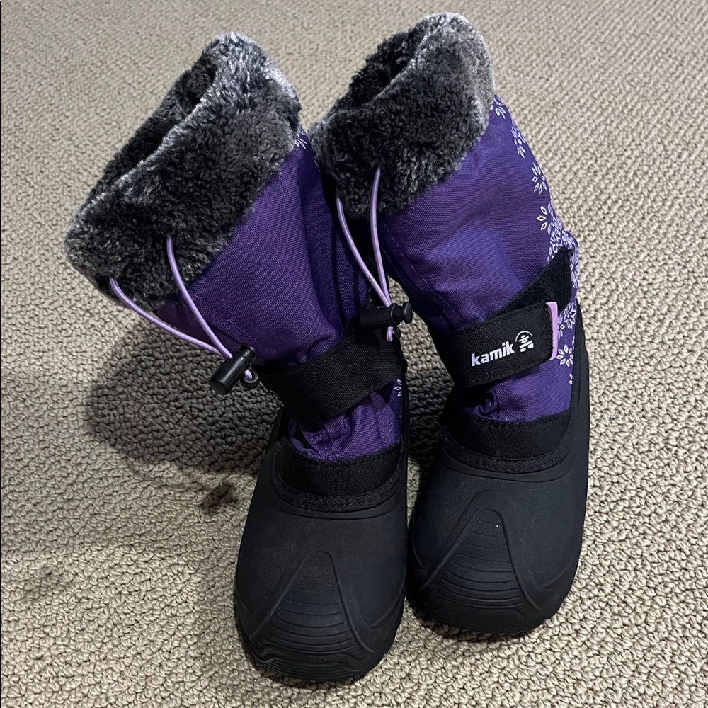 Kamik Kids Snow Boots in Purple and Black